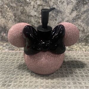 NWT Disney Minnie Mouse Soap Pump
